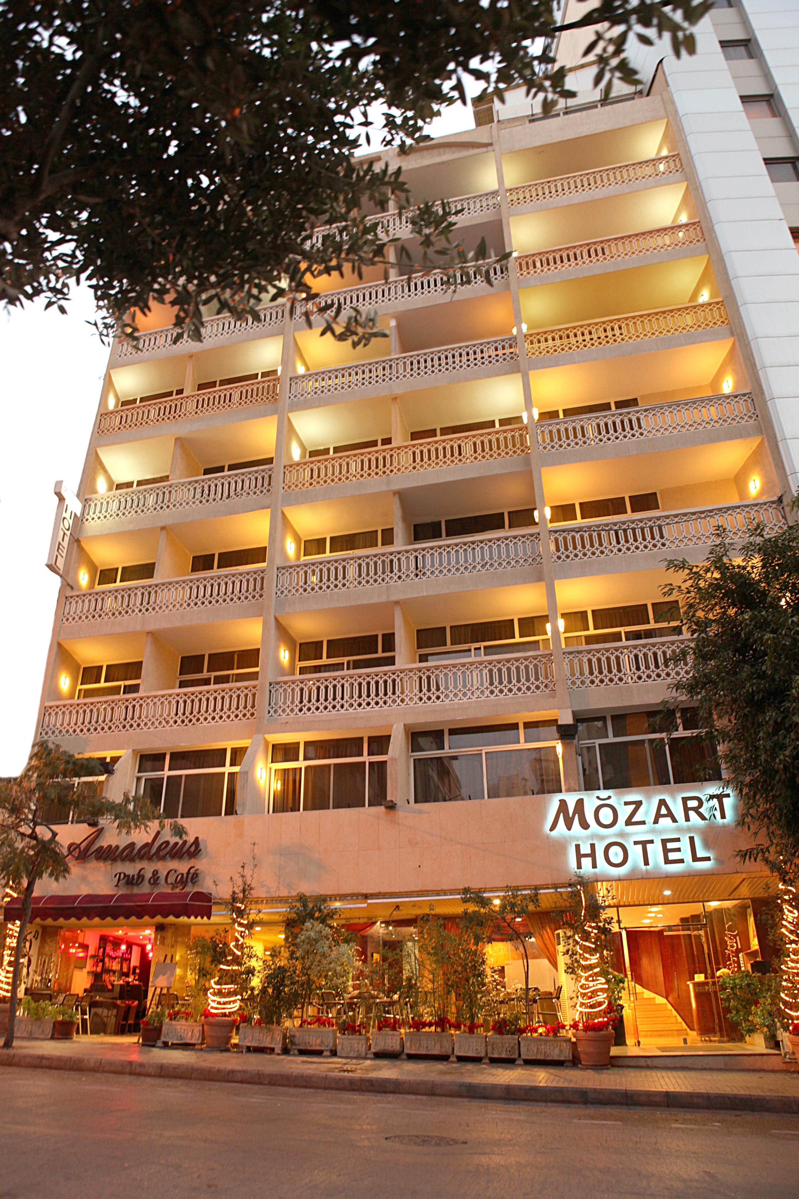 Mozart Hotel Beirute Exterior foto